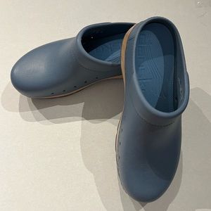 Dansko clogs size 38 (US 7.5-8) blue